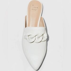 A New Day Women's Cream Mules Flats Si,e 6.5
